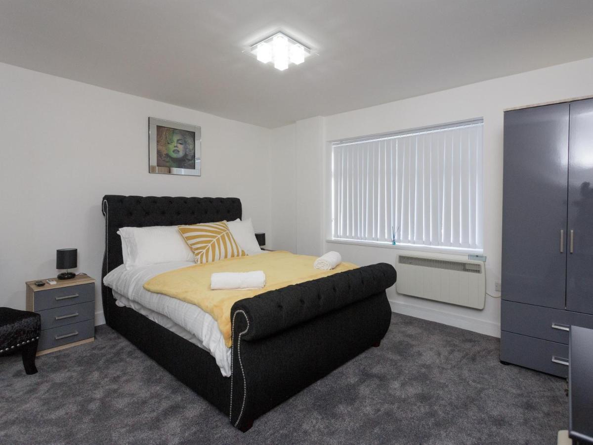 Live In Leeds Greenhill Bungalows Exterior photo