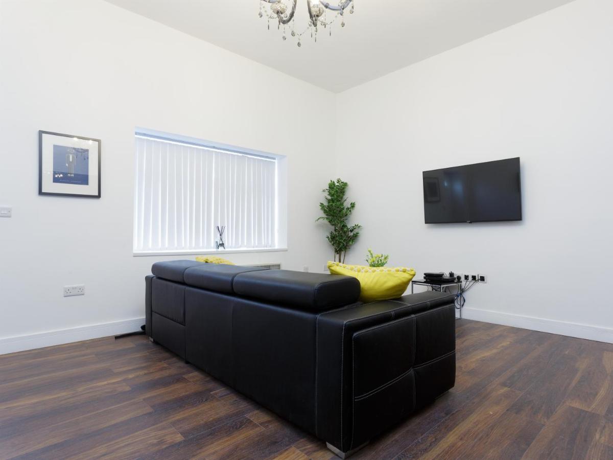 Live In Leeds Greenhill Bungalows Exterior photo